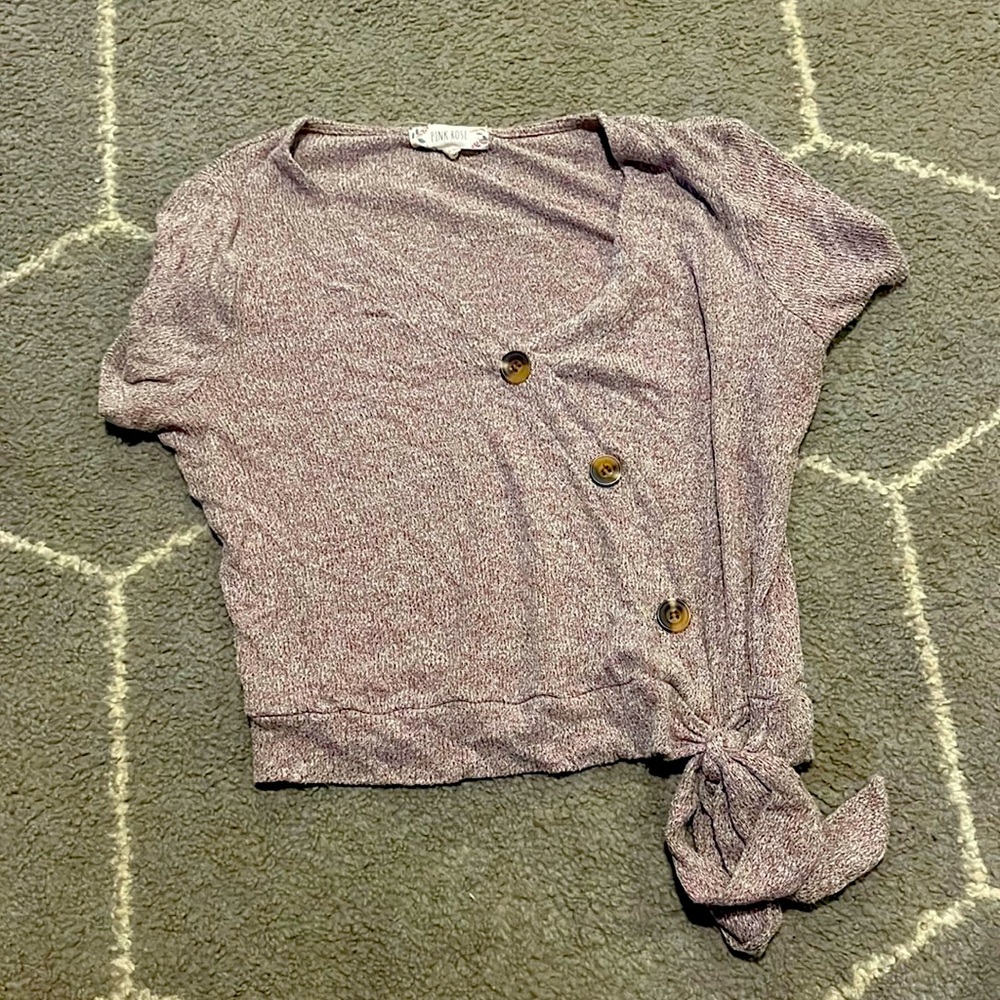 Pink button tye detail